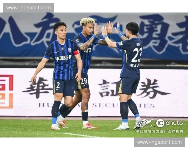 三镇主场溃败海牛陷保级泥潭，卡迪斯6球难掩防线崩盘